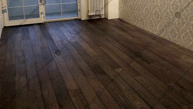ТРЕХСЛОЙНЫЙ МАССИВ В ЧАСТНОМ ИНТЕРЬЕРЕ